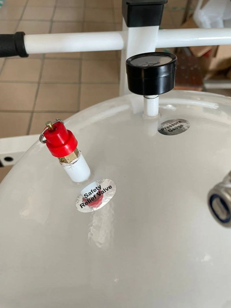 Spilldoc Portable Emergency Air Charged Shower and Eyewash Station SDPSE150