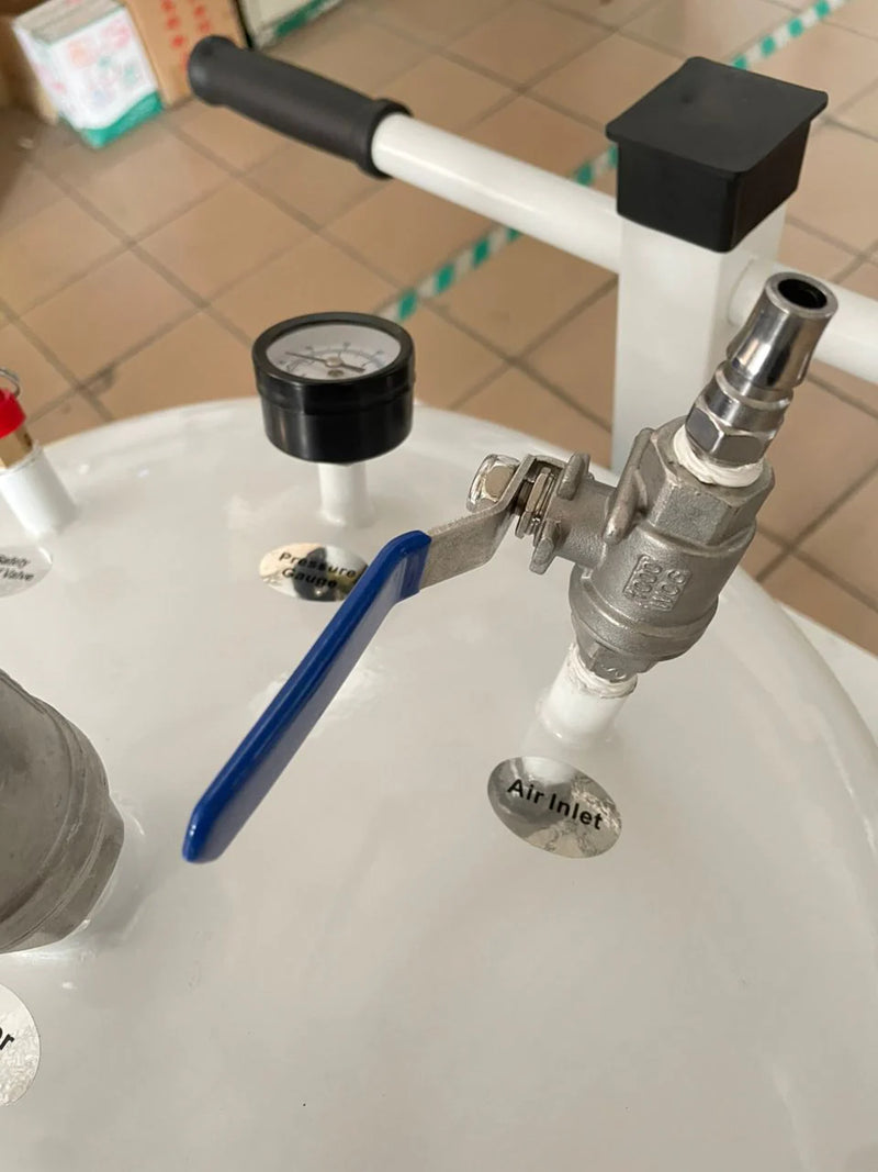 Spilldoc Portable Emergency Air Charged Shower and Eyewash Station SDPSE150